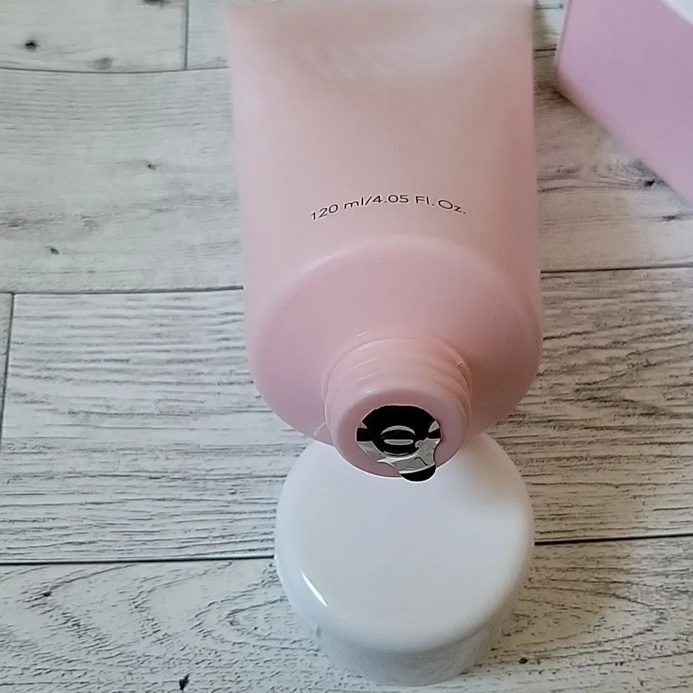 Saturday Skin Rise And Shine Gentle Cleanser - Picture 8 of 8